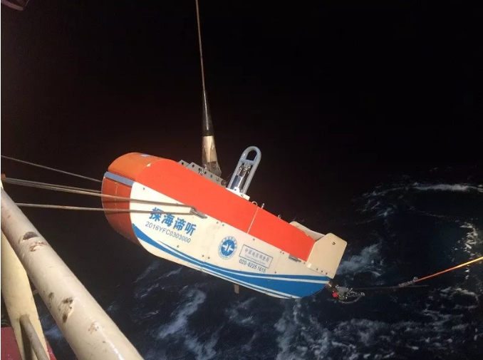 我国自主研发深水重磁勘探拖曳系统——"探海谛听"海试成功!